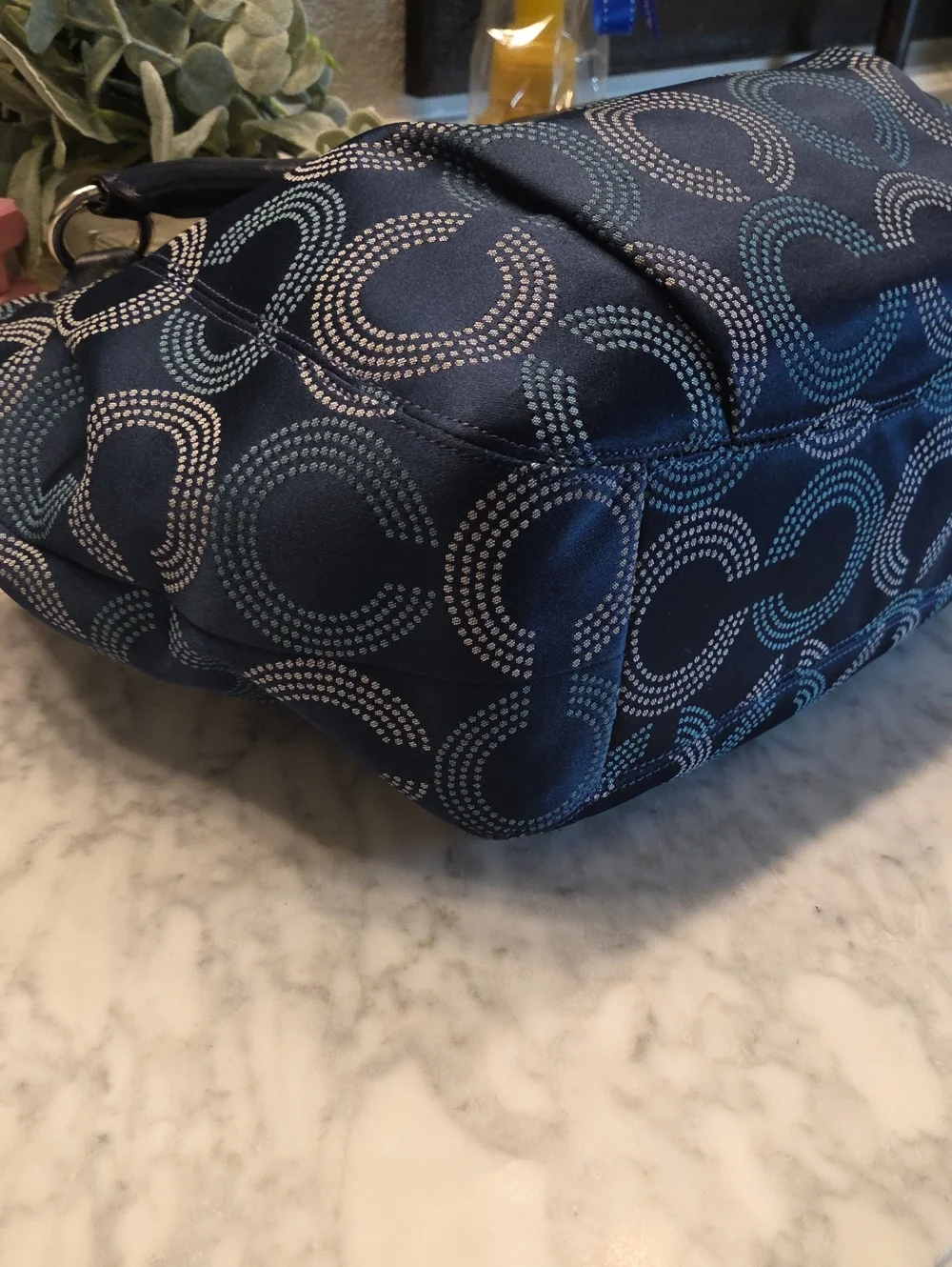 EUC 2013 Coach Op Art Dot Signature C's Tote with Matching Wallet